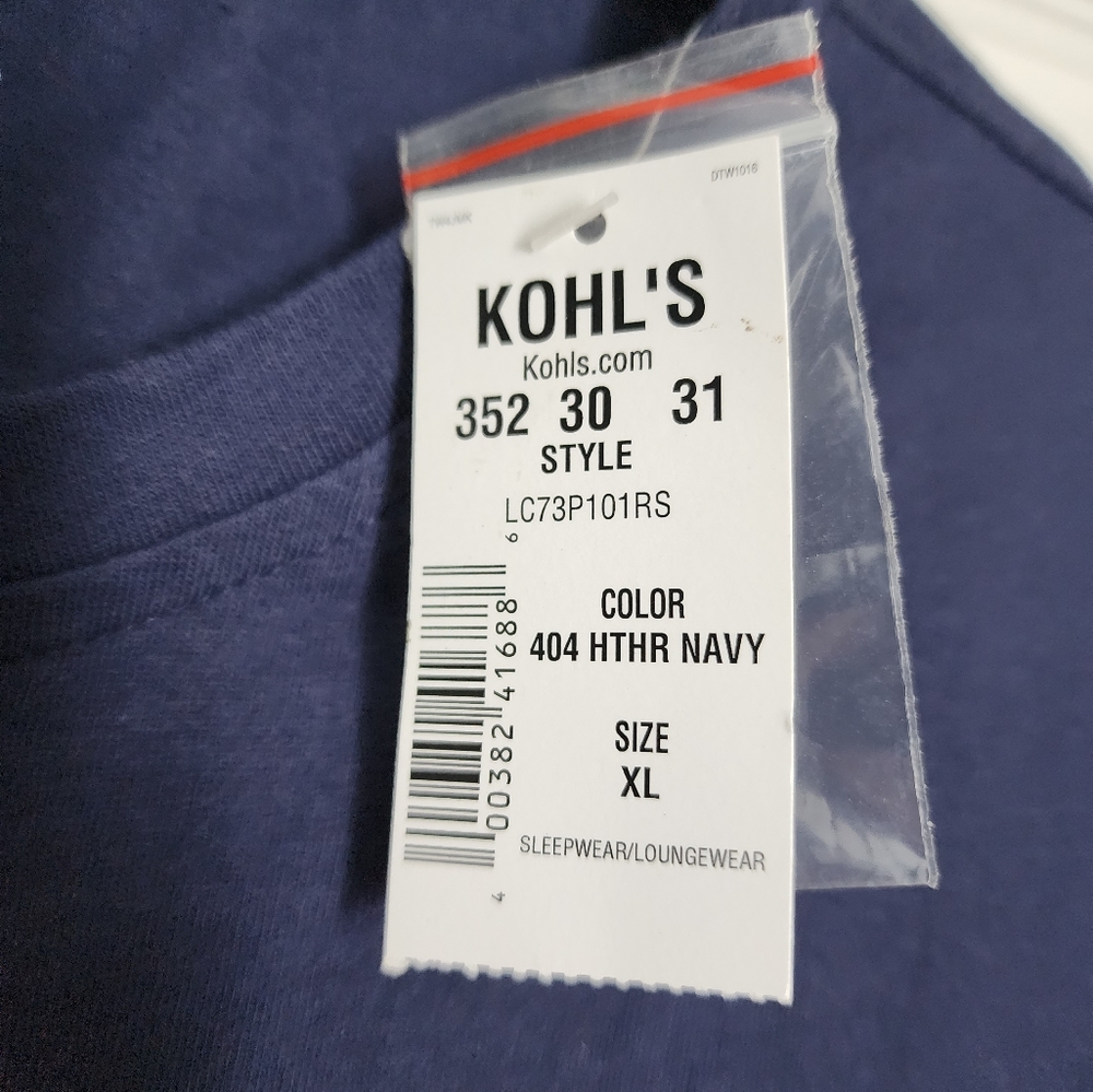Croft & Barrow NEW long sleeve pullover - Picture 3 of 3